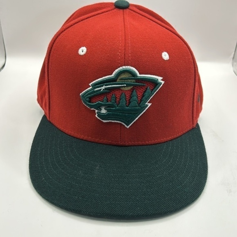 Minnesota Wild hockey ball cap hat embroidered